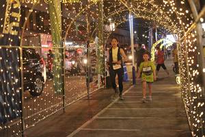 BIB: 
                            <button type="button" onclick="openModal(26274767)" class="btn btn-primary btn-sm float-right btn-popup" data-toggle="modal" data-target=".modal-high-quality">
                        <i class="fas fa-shopping-cart"></i> Add to Cart
                    </button>
                                            <button type="button" onclick="isThisMe(26274767, true)" class="btn btn-success btn-sm float-right btn-popup btn-isme hidden" data-toggle="tooltip" data-placement="bottom" title="นี่คือรูปของคุณใช่ไหม คลิกที่นี่เพื่อเอาเข้าอัลบั้ม">
                        <i class="fas fa-plus"></i> Add to album
                    </button>
                    <button type="button" onclick="isThisMe(26274767, false)" class="btn btn-warning btn-sm float-right btn-popup btn-isnotme hidden">
                        <i class="fas fa-ban"></i> Remove from album
                    </button>